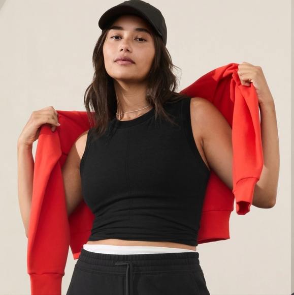 Athleta Tops - NWT ATHLETA SEAMLESS TANK. CAMISOLE. SIZE XXS. NAVY BLUE